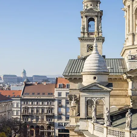Amora Homes Basilica And Castle View Luxury Suite, Free Parking Reservation Needed Budapest Exterior photo