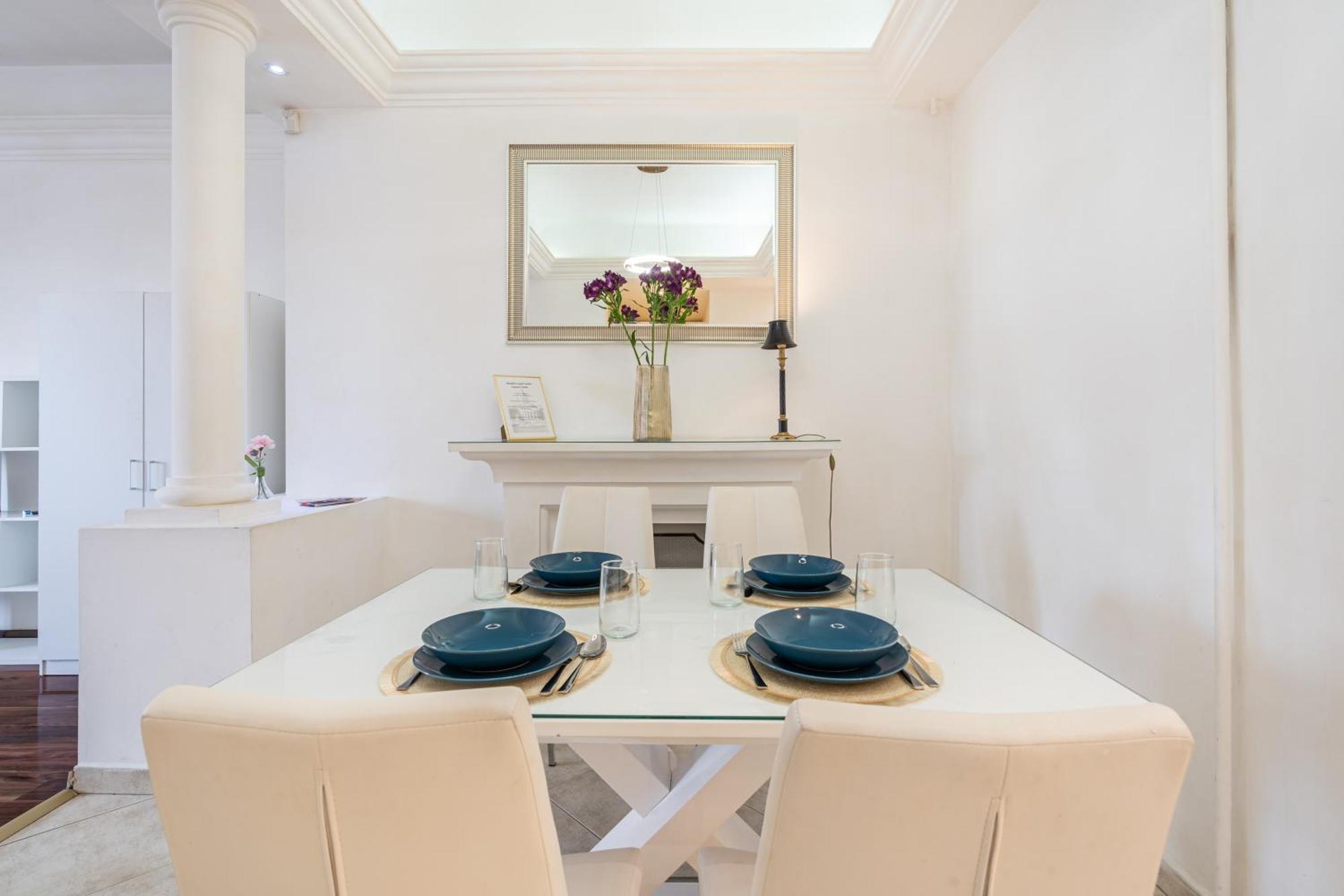 Amora Homes Basilica And Castle View Luxury Suite, Free Parking Reservation Needed Apartmán Budapest